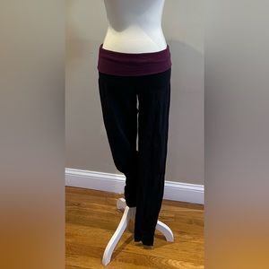 Victoria’s Secret Black Leggings - Small